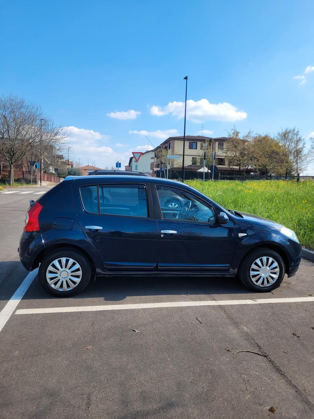 Dacia Sandero 1.4 BENZINA E GPL
