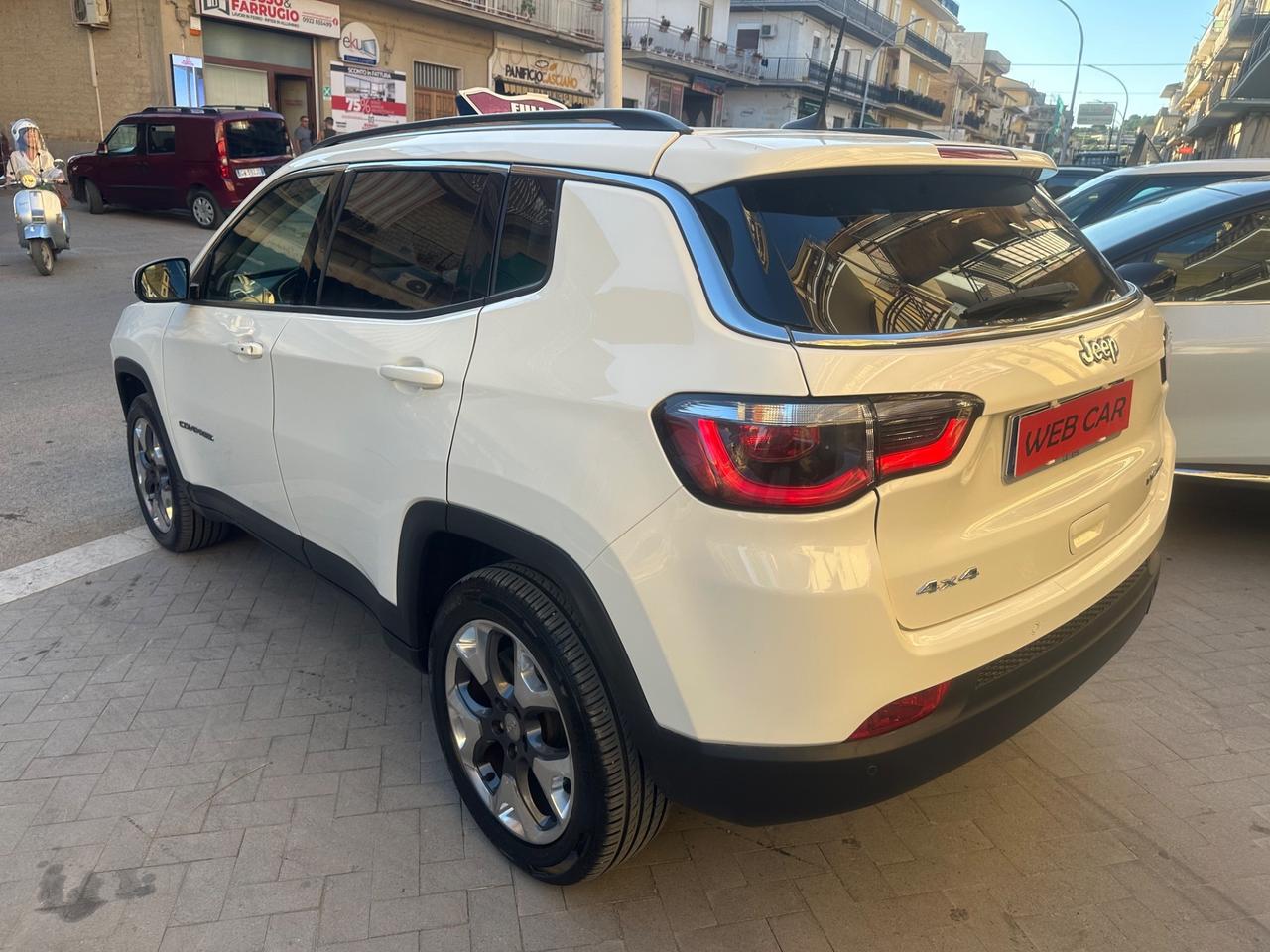 Jeep Compass 2.0 MTJ aut. 4WD Limited KM207399 CERT