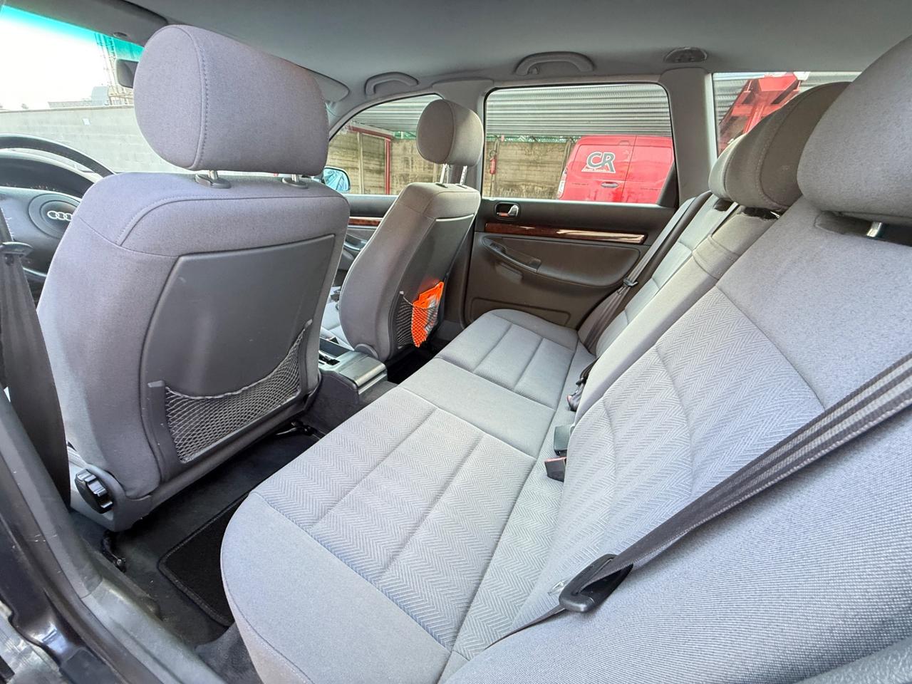 Audi A4 1.8 20V cat Advance