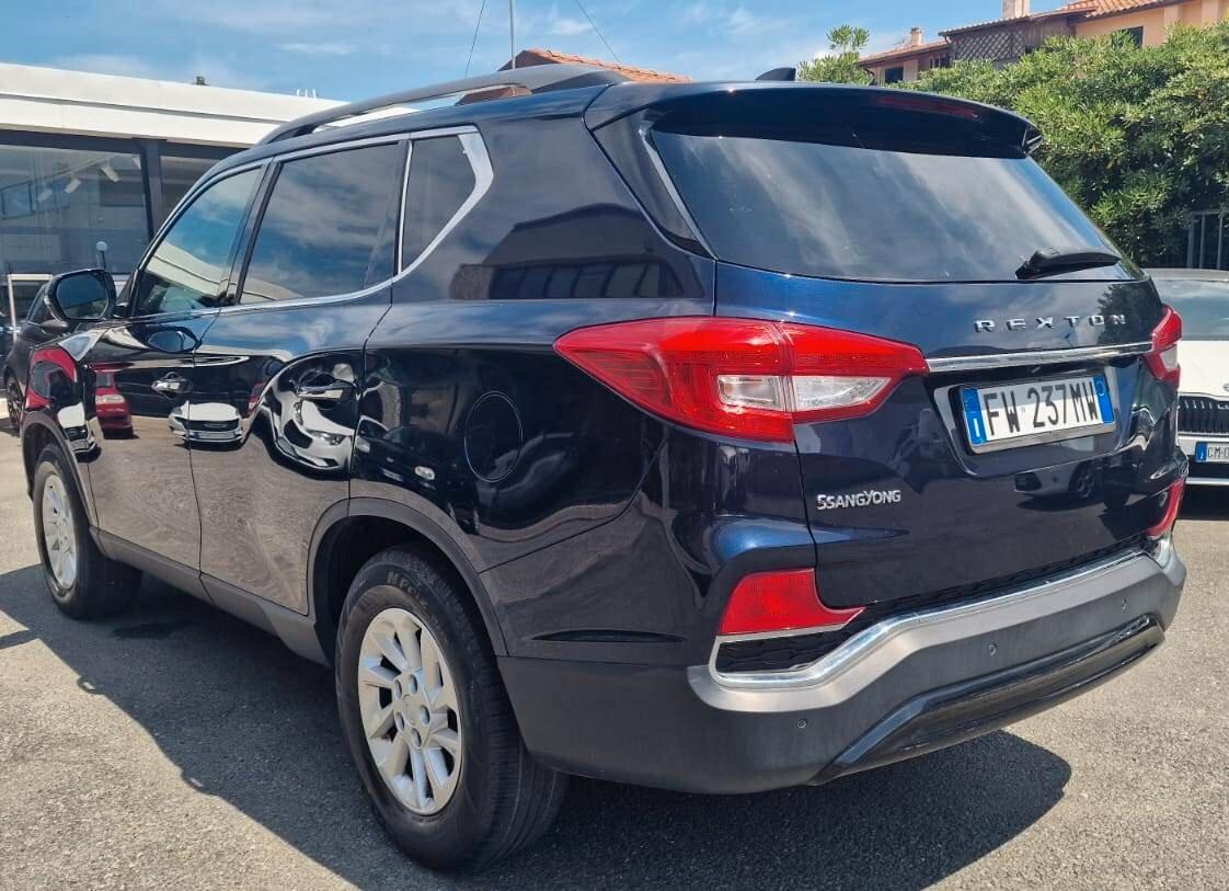 Ssangyong REXTON 2.2 2WD Road