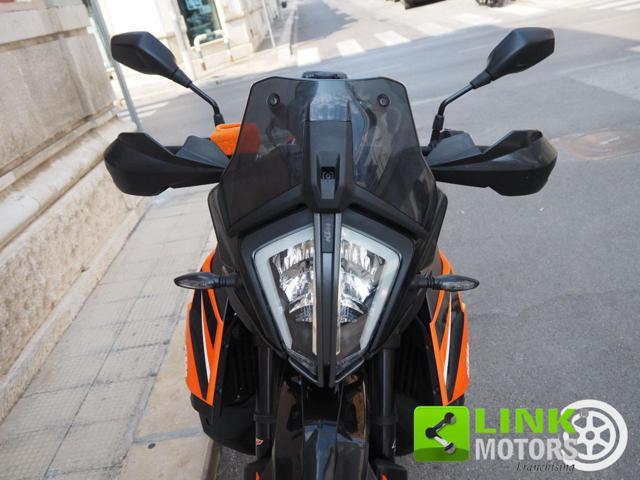 KTM 890 Adventure *? 129,00 al mese*