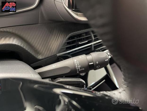 Peugeot 2008 PureTech 100 S&S Allure *PROMO*