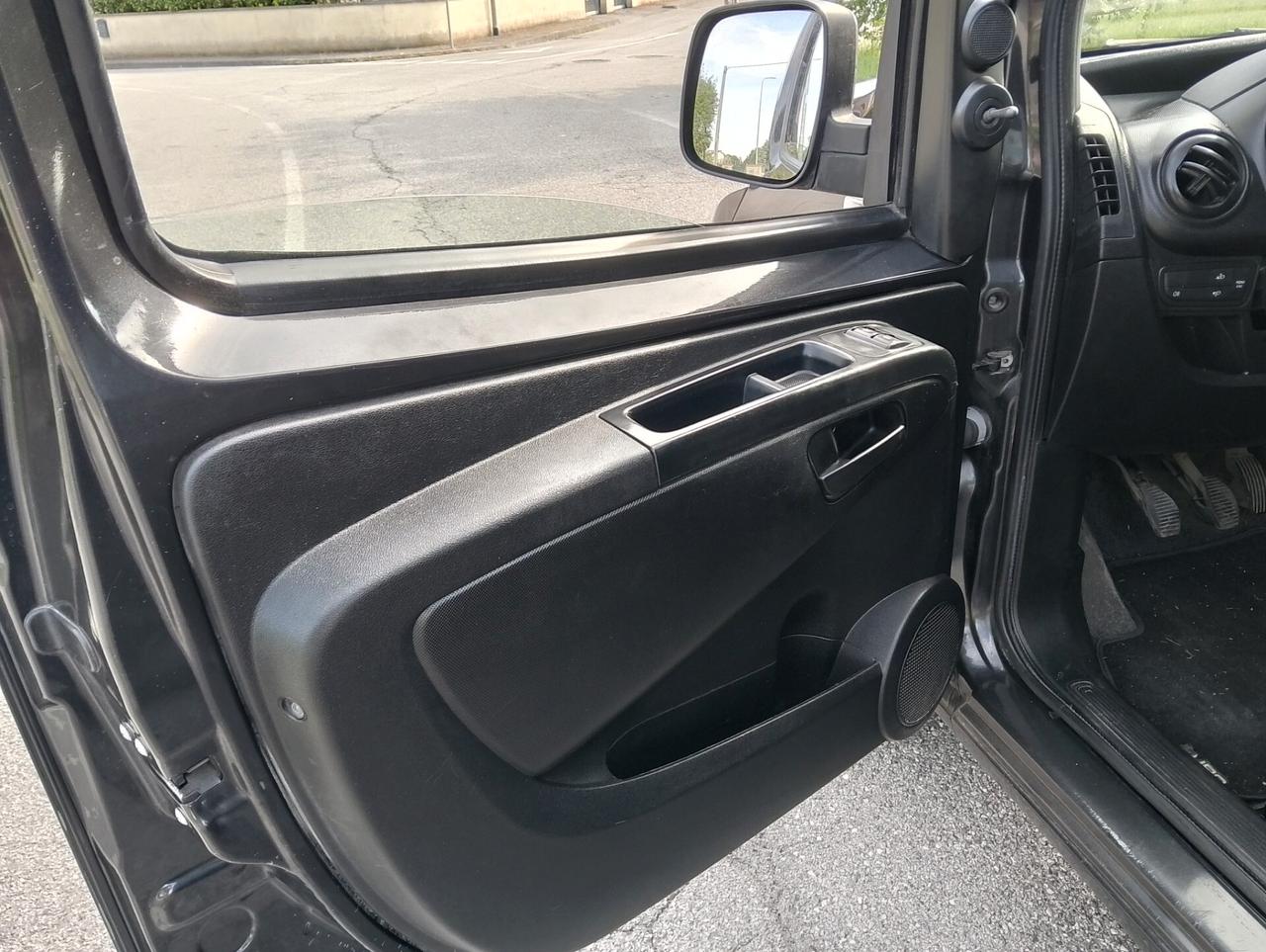 Fiat Qubo 1.4 cc metano perfetto stato tutti tagliandi certificati