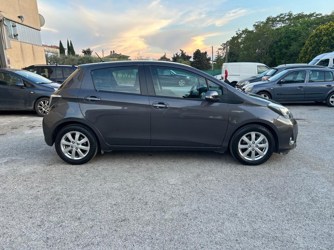 Toyota Yaris 1.5 Hybrid 5 porte