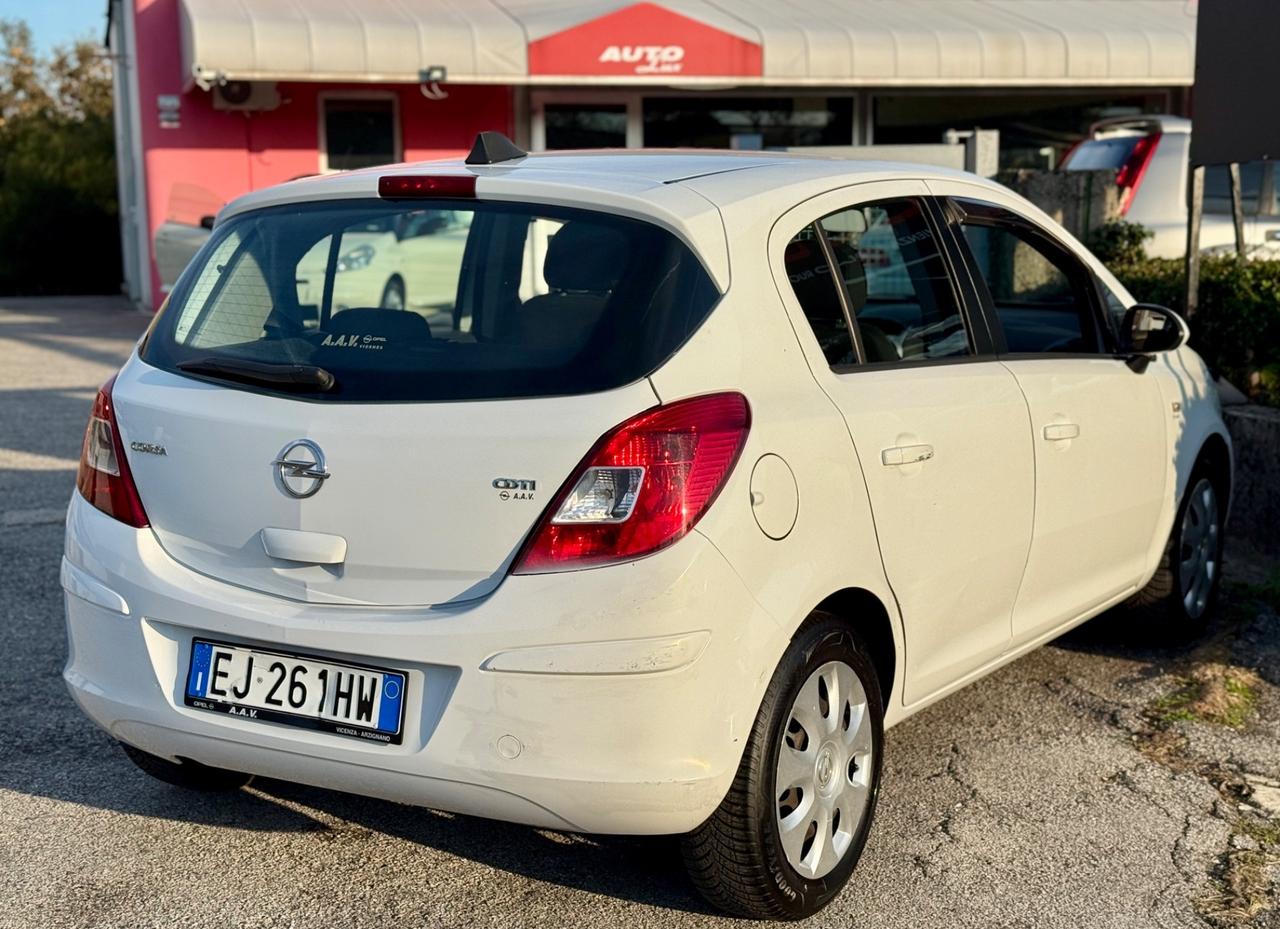 Opel Corsa 1.3 CDTI 95Cv OK NEOPATENTATI 2011