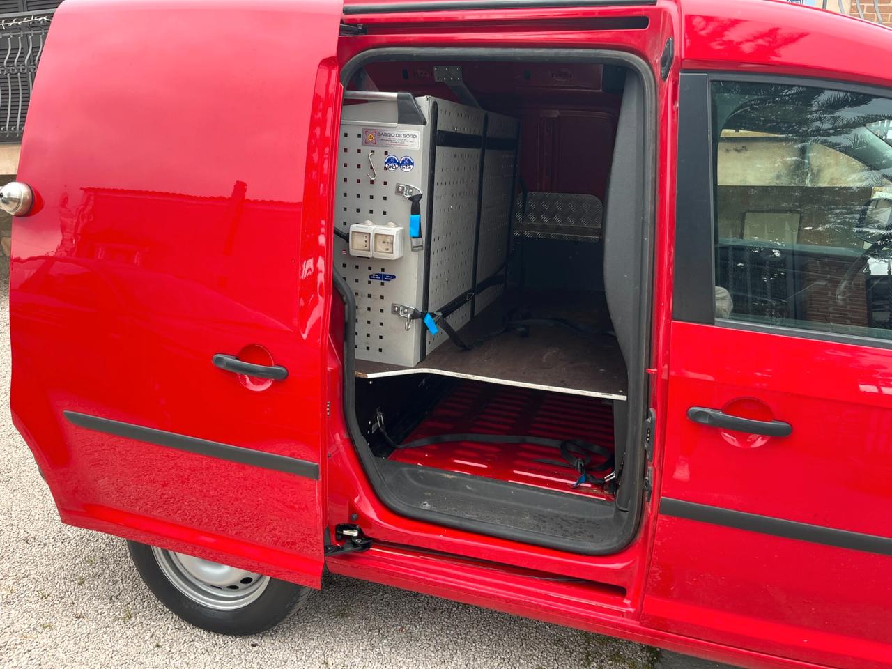 Volkswagen Caddy 2.0 4MOTION 110cv 2015 (4x4)