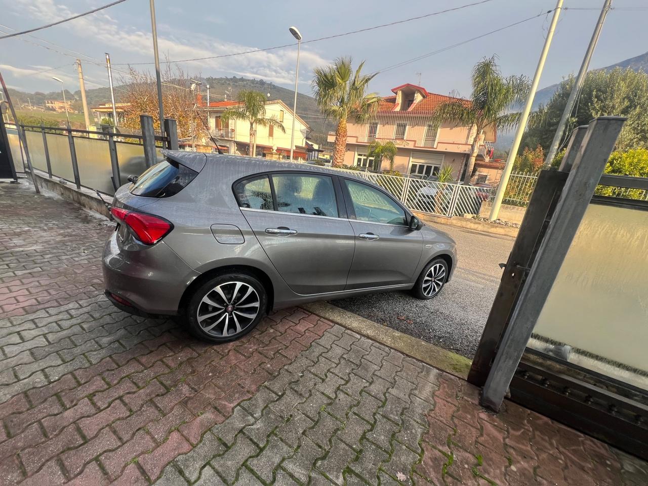 Fiat Tipo 1.6 Mjt S&S 5 porte Lounge