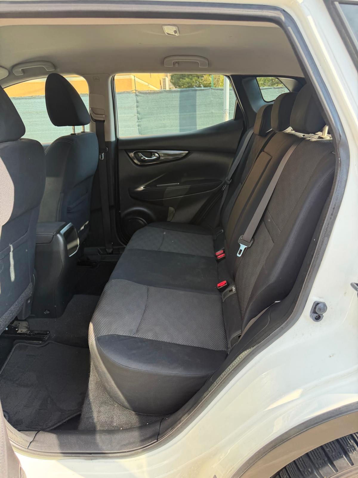 Nissan Qashqai 1.2 - NEOPATENTATI - 12 MESI DI GARANZIA -