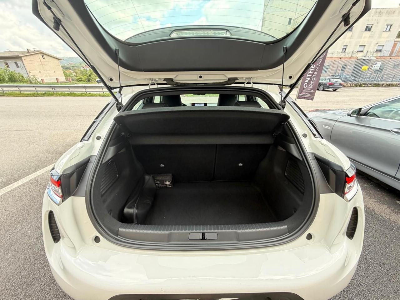 Ds DS3 3 Crossback PureTech 130 aut. Performance Line