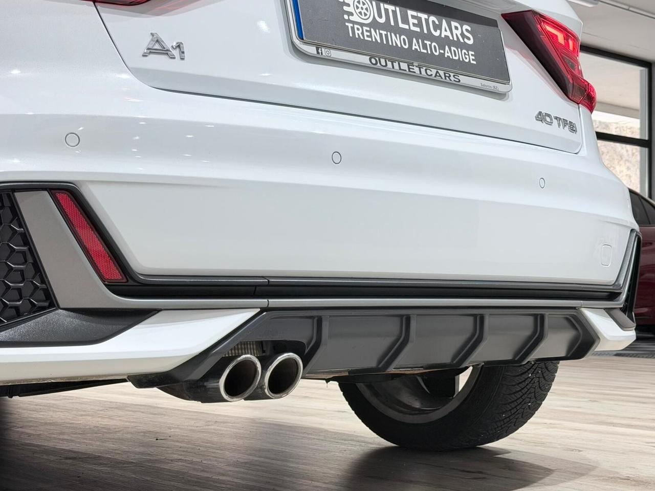 AUDI A1 SPB 40 2.0tfsi 200cv S-LINE S-TRONIC