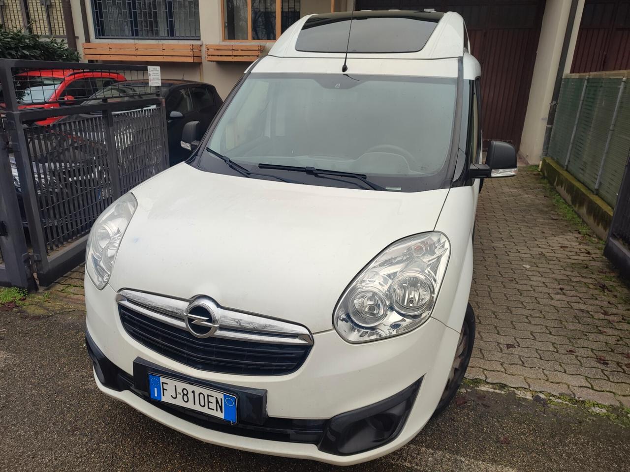 OPEL COMBO 1.4BENZINA 2017 EURO6B PEDANA DISABILI ELETTRICA
