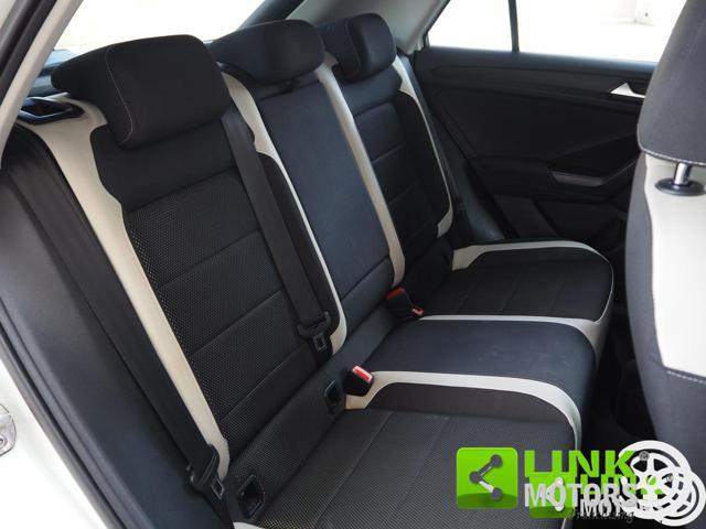 VOLKSWAGEN T-Roc 2.0 TDI Advanced DSG 150cv