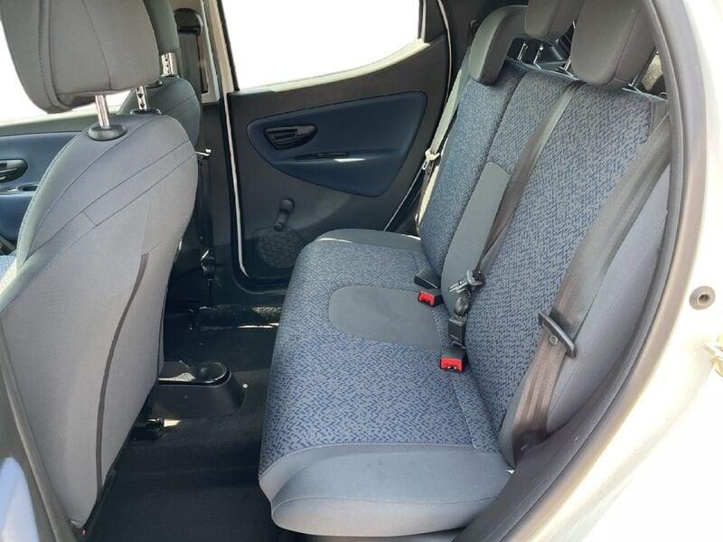 Lancia Ypsilon NUOVA My24 402 Oro 1.0