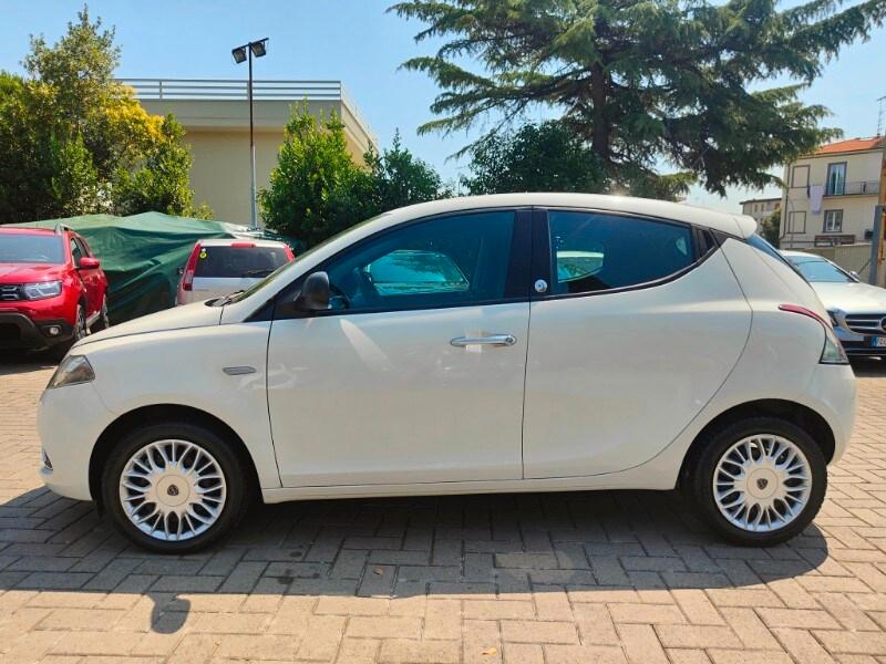 LANCIA Ypsilon 3ª serie Ypsilon 1.2 69 CV 5 po...