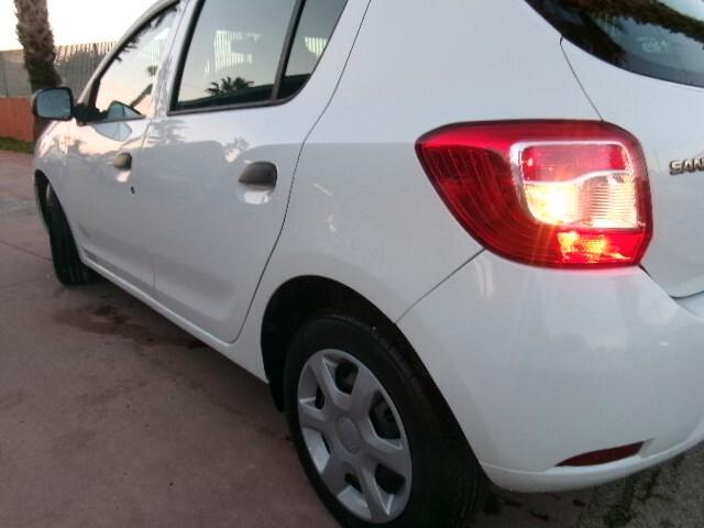 Dacia Sandero 1.2 75CV Lauréate