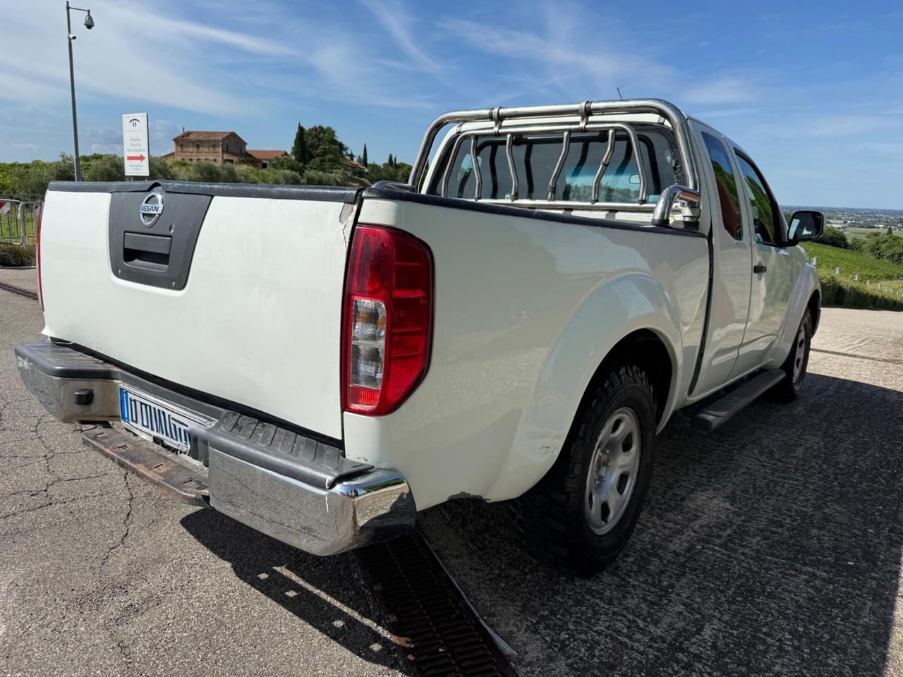 Nissan Navara 2.5 dCi 190CV 2 porte King Cab Sport