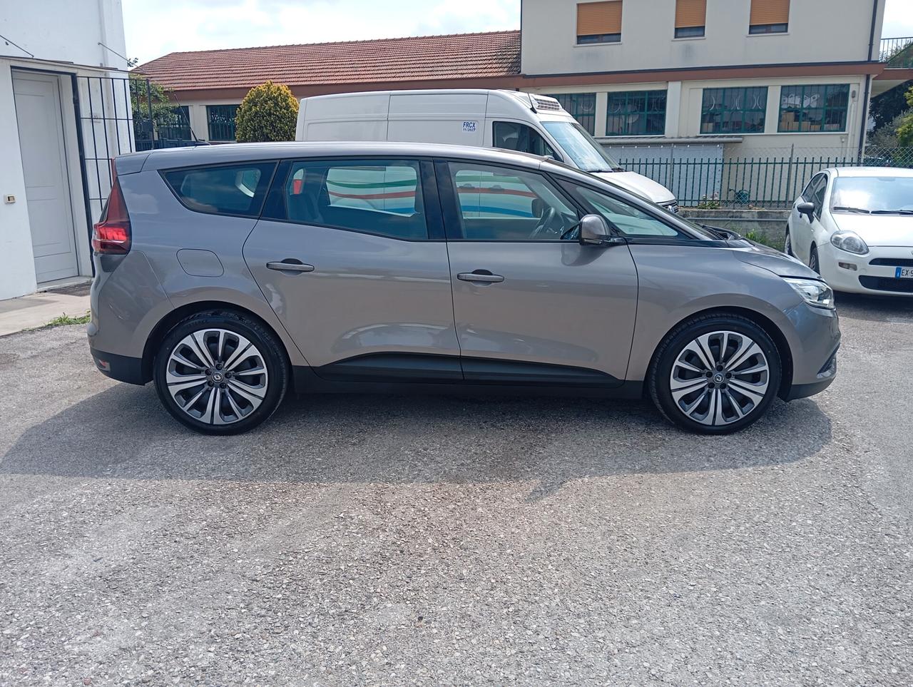 Renault Grand Scenic Blue dCi 120 CV Sport Edition
