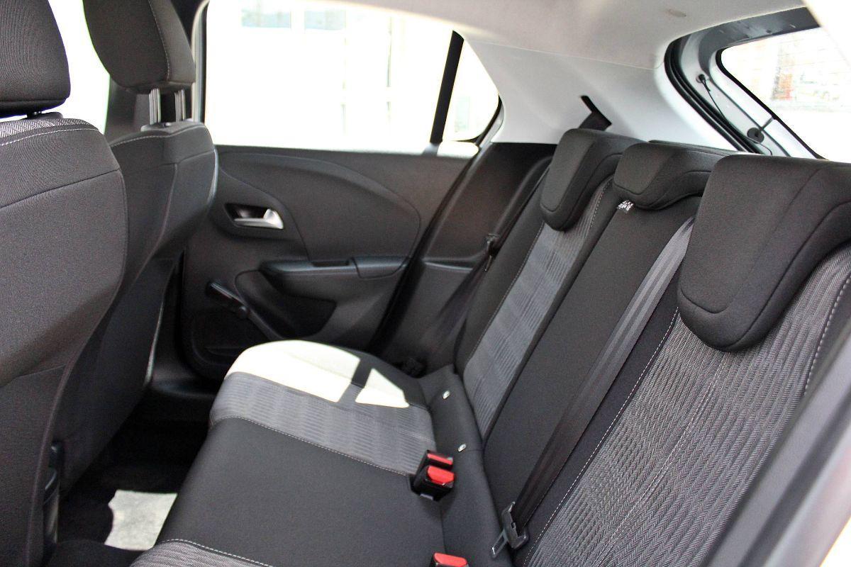 OPEL - Corsa - 1.2 Edition