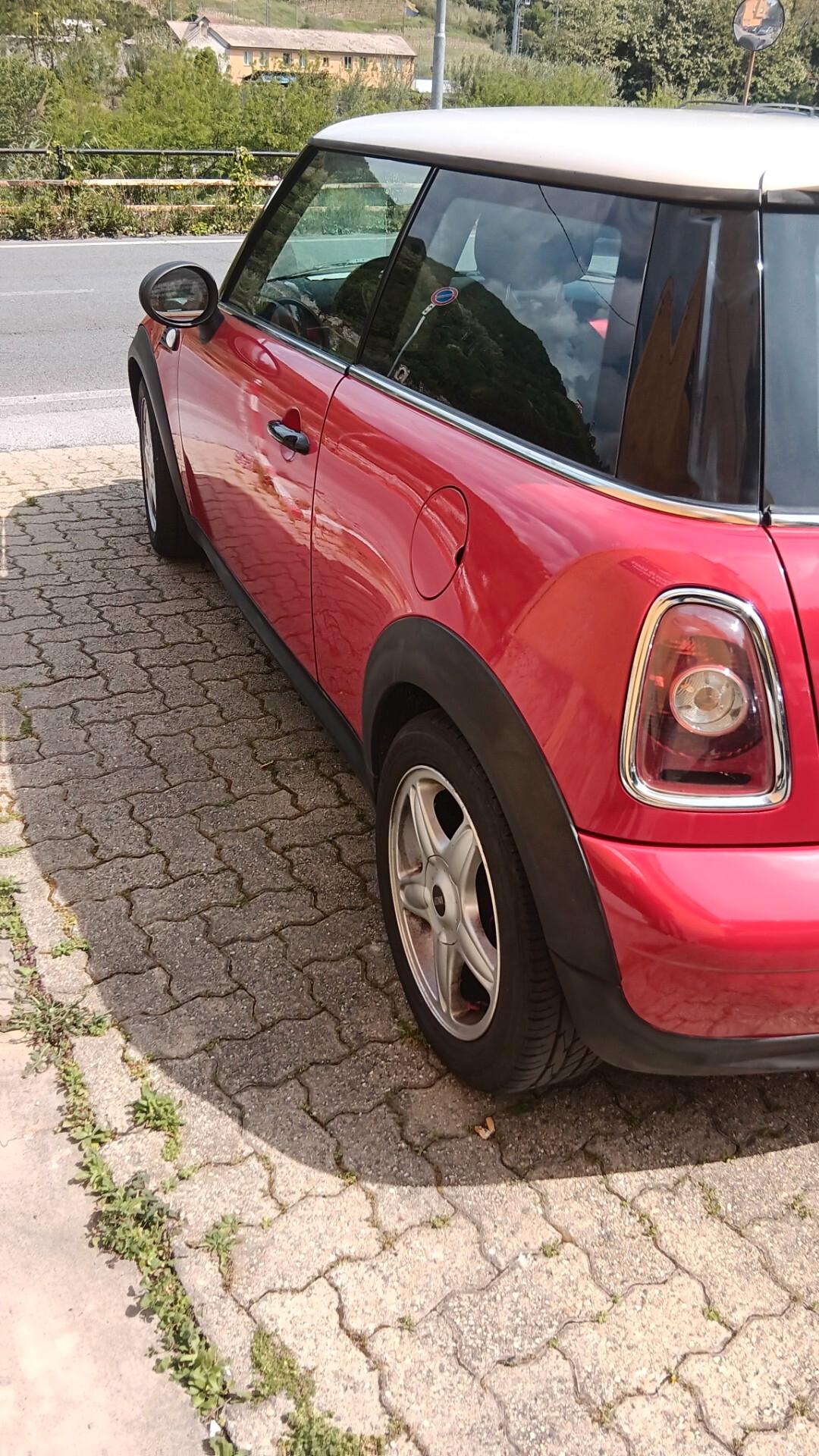 Mini 1.4 16V One Chili