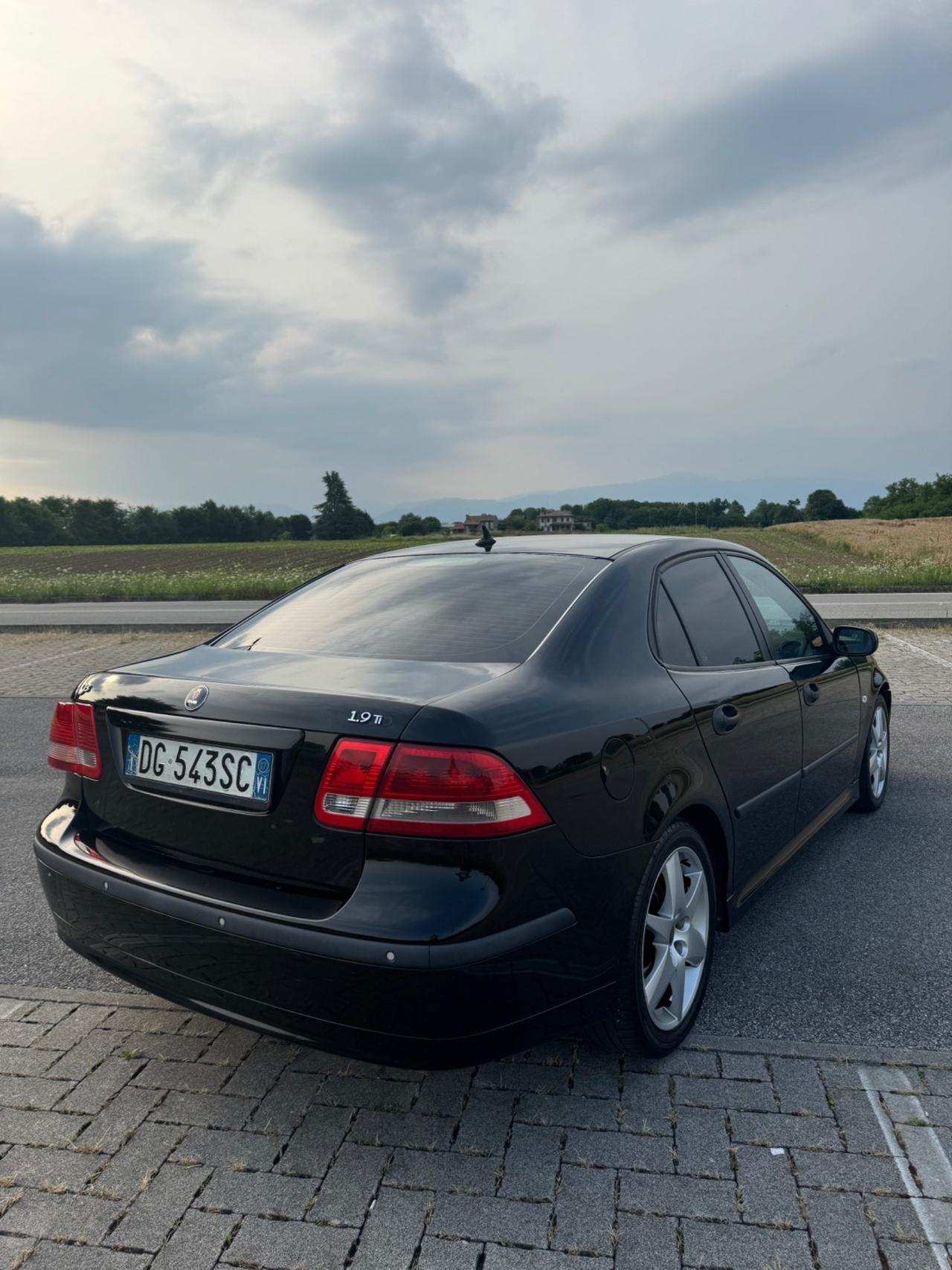 Saab 9-3 Sport Sedan 1.9 TiD 16V DPF Anniversary