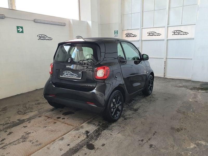 smart fortwo EQ Passion TUA 108,00 MESE