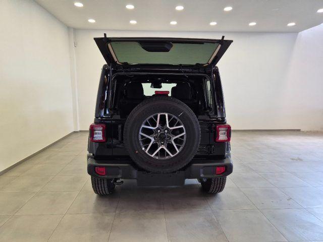 JEEP Wrangler Unlimited 2.0 Turbo Sahara Alpine