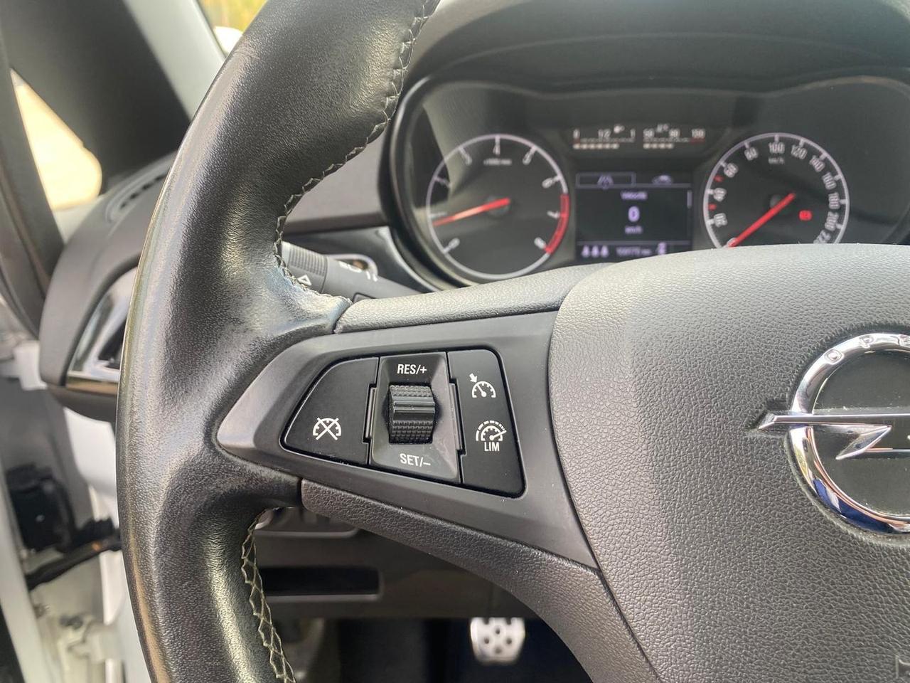 Opel Corsa Black Edition 1.4 #7346