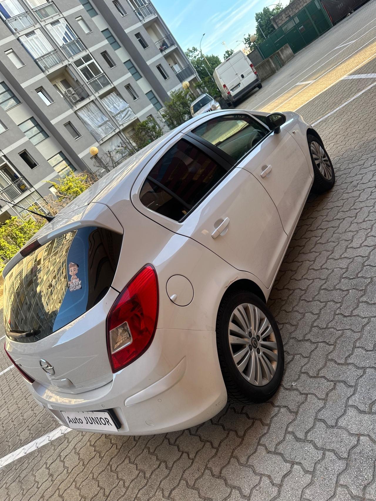 Opel Corsa 1.2 85CV 5 porte GPL-TECH Edition