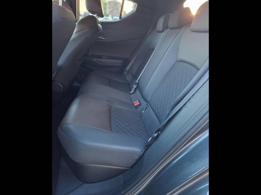 Toyota C-HR 5 Porte 1.8 Hybrid Lounge 2WD E-CVT