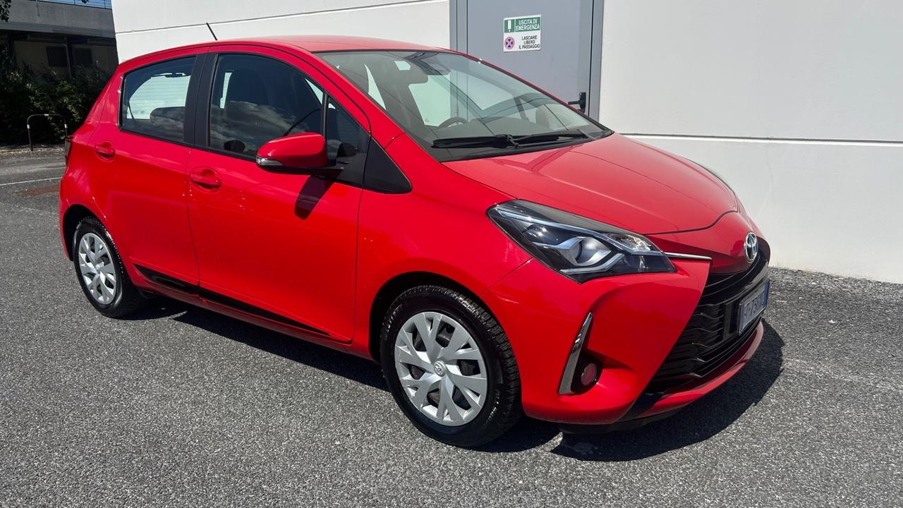 TOYOTA YARIS 1.0 5 P ACTIVE. GARANZIA TOYOTA.