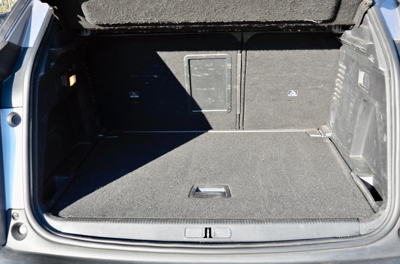 PEUGEOT 3008 1.5 BLUEHDI ALLURE PACK 131cv AUTO, UFF ITALIANA, FARI FULL LED, RETROCAMERA, PERMUTE