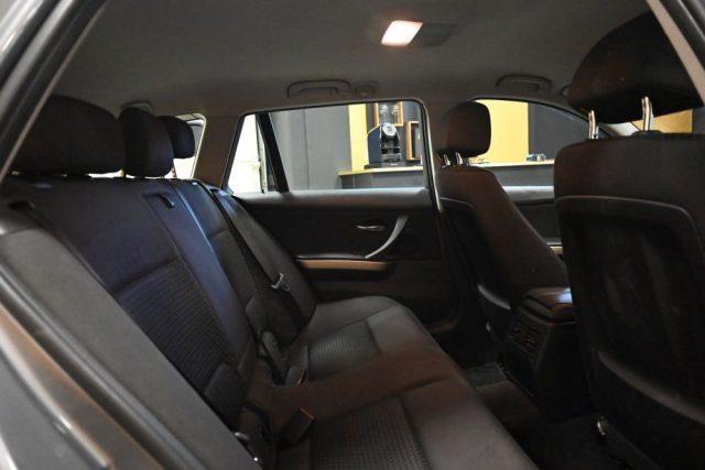 BMW 318 d 2.0 TOURING ATTIVA 143CV RESTAILING AFFARE UNICO