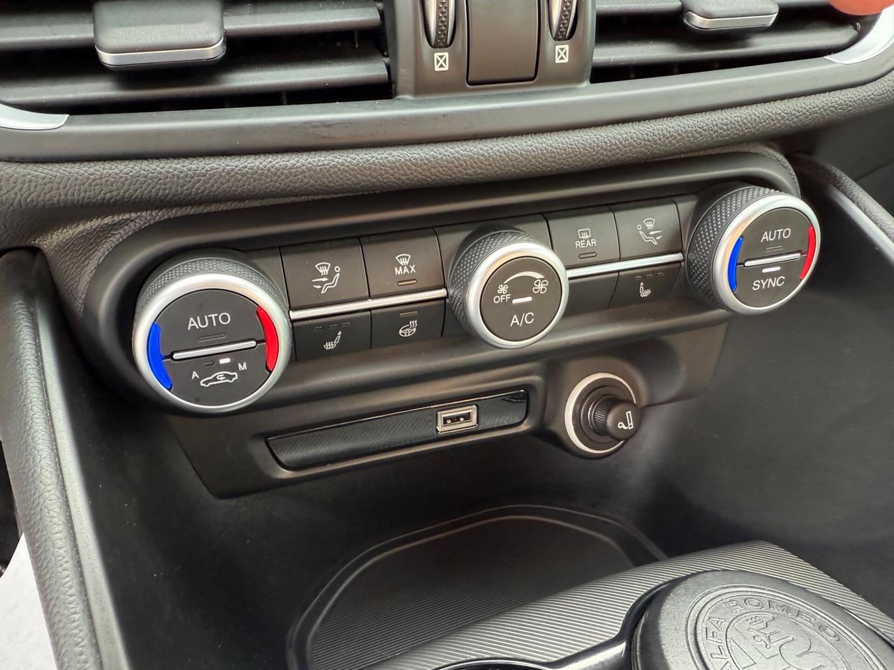 Alfa Romeo Giulia 2.2 210CV AT8 AWD Q4 Veloce