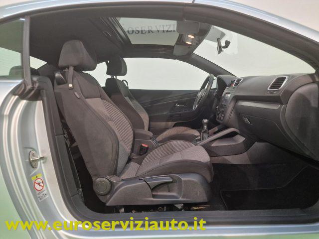 VOLKSWAGEN Eos 2.0 16V FSI