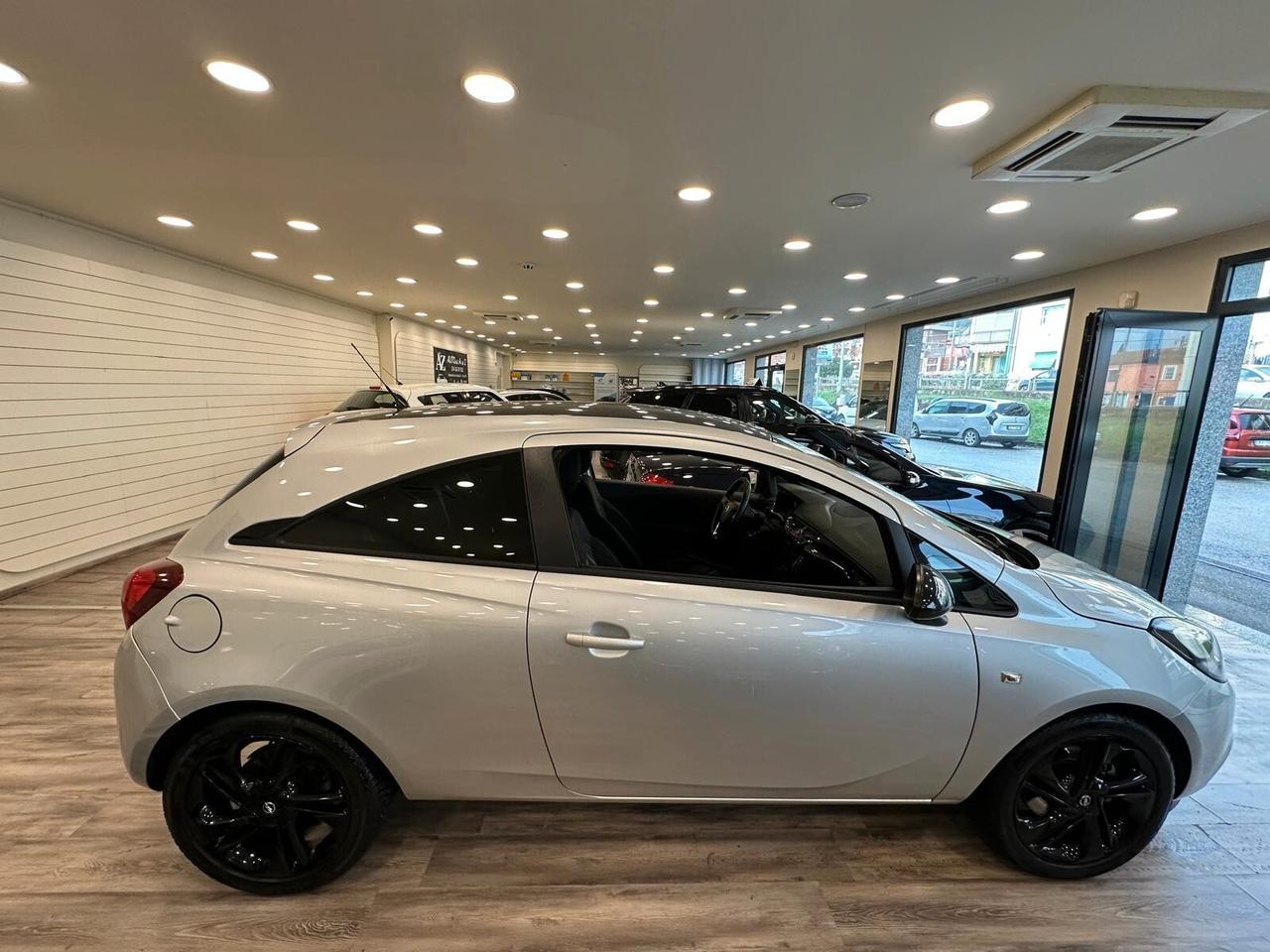 Opel Corsa 1.3 CDTI 95CV Coupé b-Color