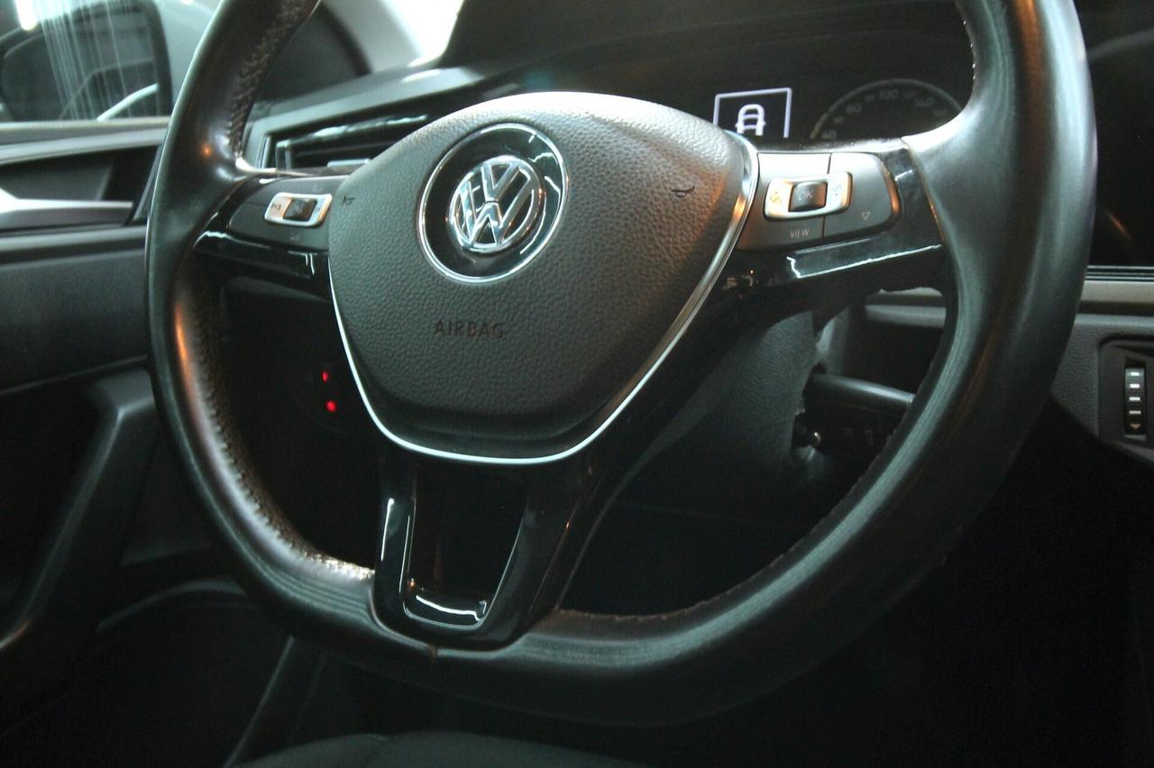 VOLKSWAGEN POLO 1.6 80 CV