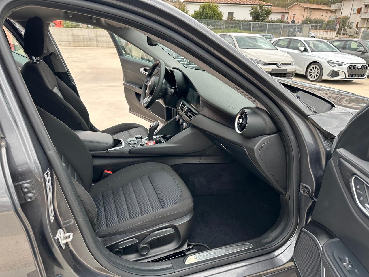 Alfa Romeo Giulia 2.2 Turbodiesel 136 CV AT8 Super
