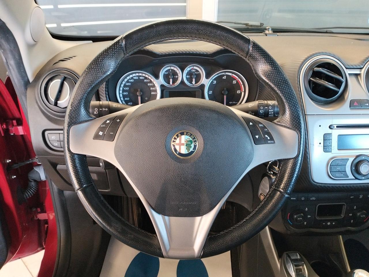 Alfa Romeo MiTo 1.6 JTDm-2 S&S Distinctive - NEOPATENTATO