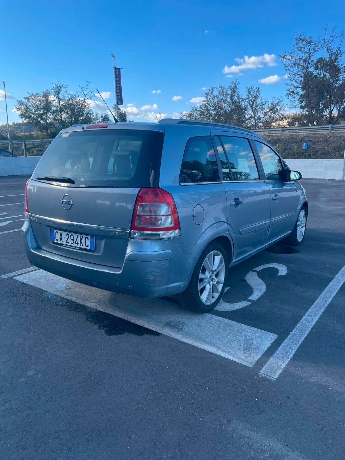 Opel Zafira 1.9 16V CDTI 150CV Cosmo