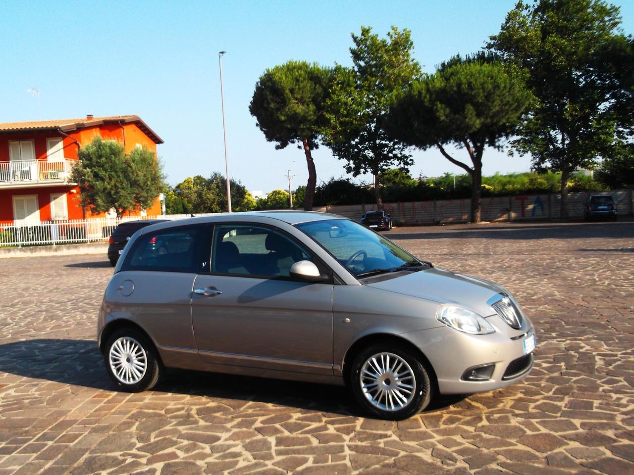 Ypsilon 1.3 MJT Neopatentati 2011