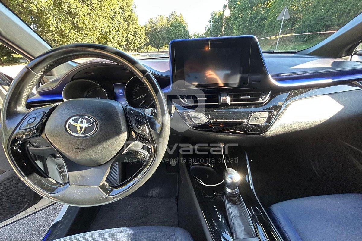 TOYOTA C-HR 1.8 Hybrid E-CVT Style