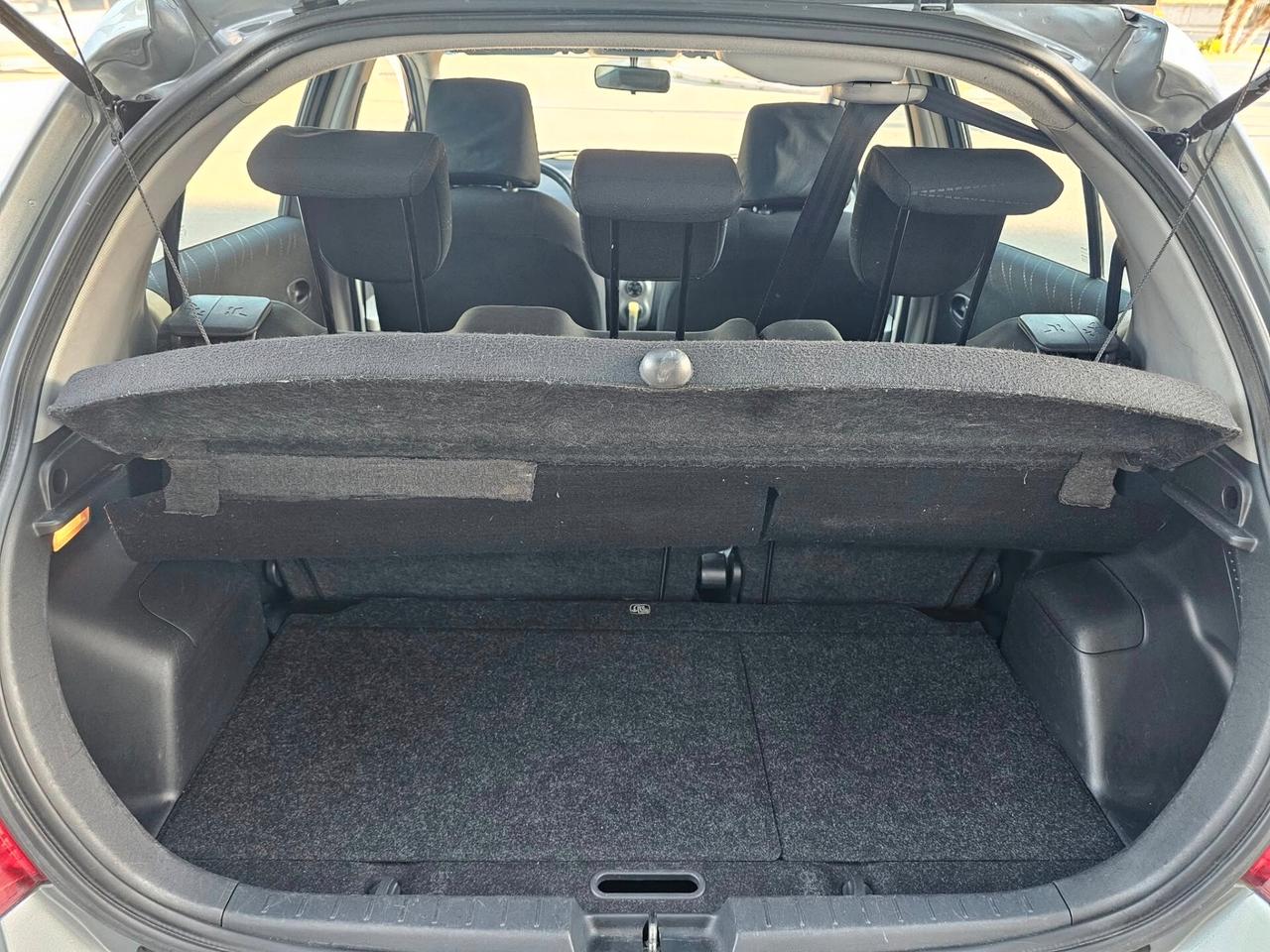 Toyota Yaris 1.4 D-4D 5 porte Sol