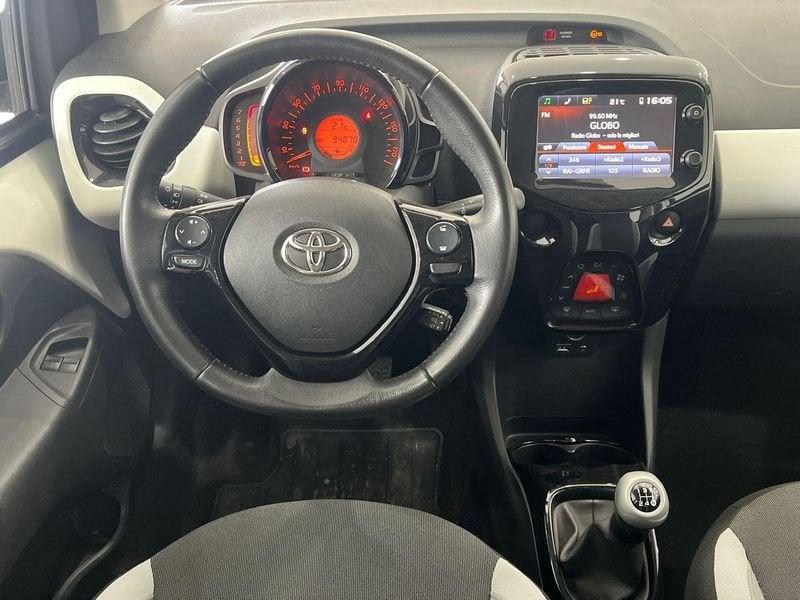 Toyota Aygo Aygo 5p 1.0 x-play my15
