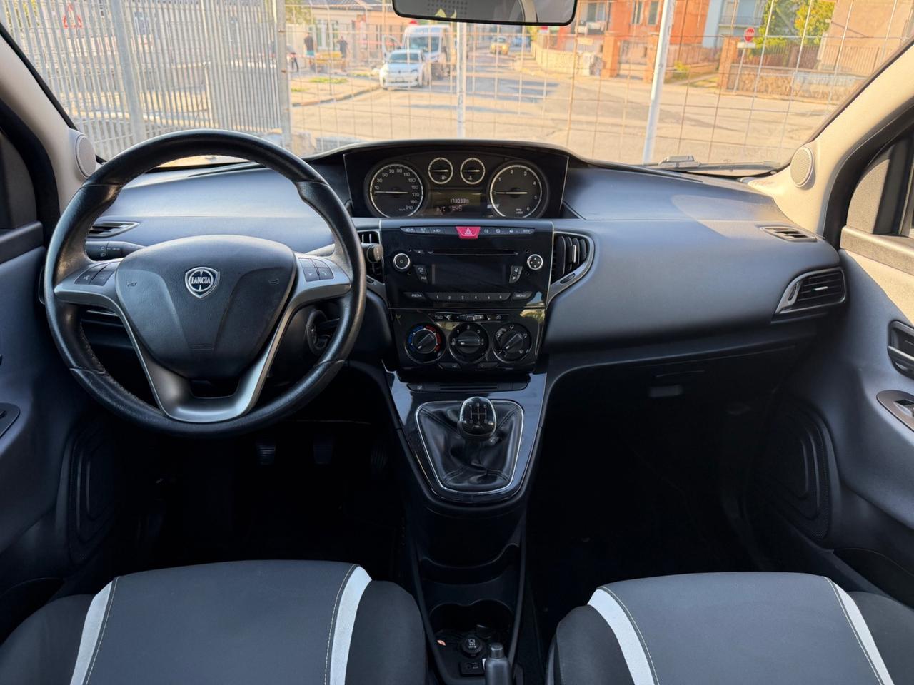 Lancia Ypsilon 1.3 MJT 16V 95 CV 5 porte S&S Elle