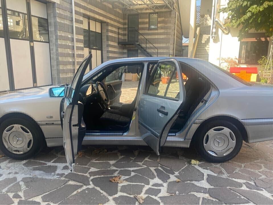 Mercedes-benz C 200 C 200 Kompressor cat Classic