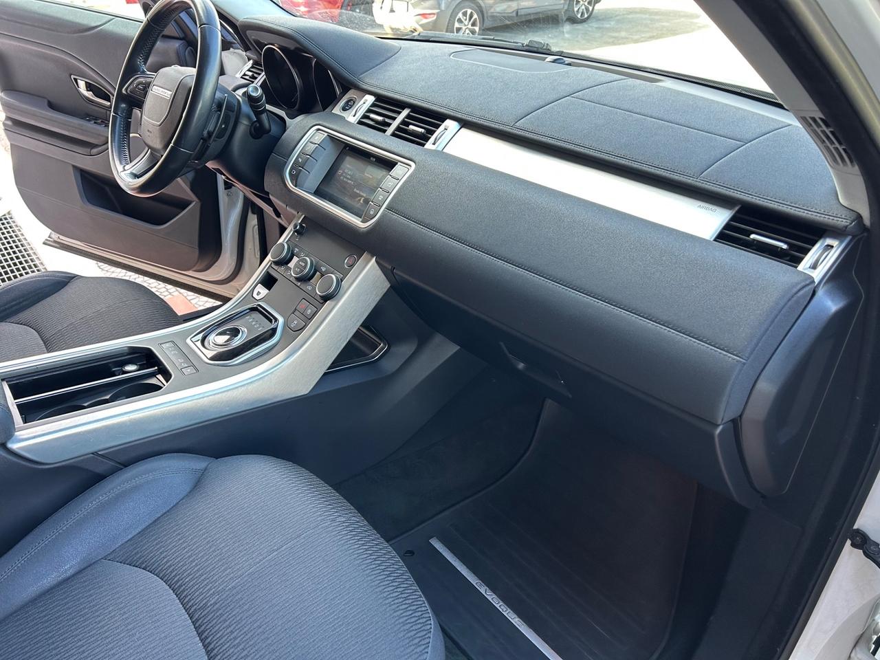 Land Rover Range Evoque 2.0 TD4 180 CV 5p. SE