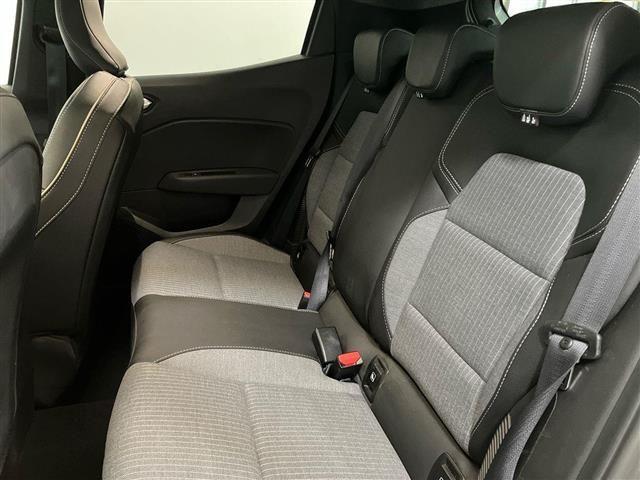 RENAULT Clio 1.6 E-Tech full hybrid Evolution 145cv