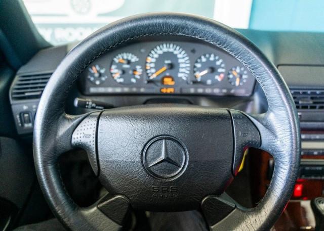 Mercedes SL Roadster - R129 320