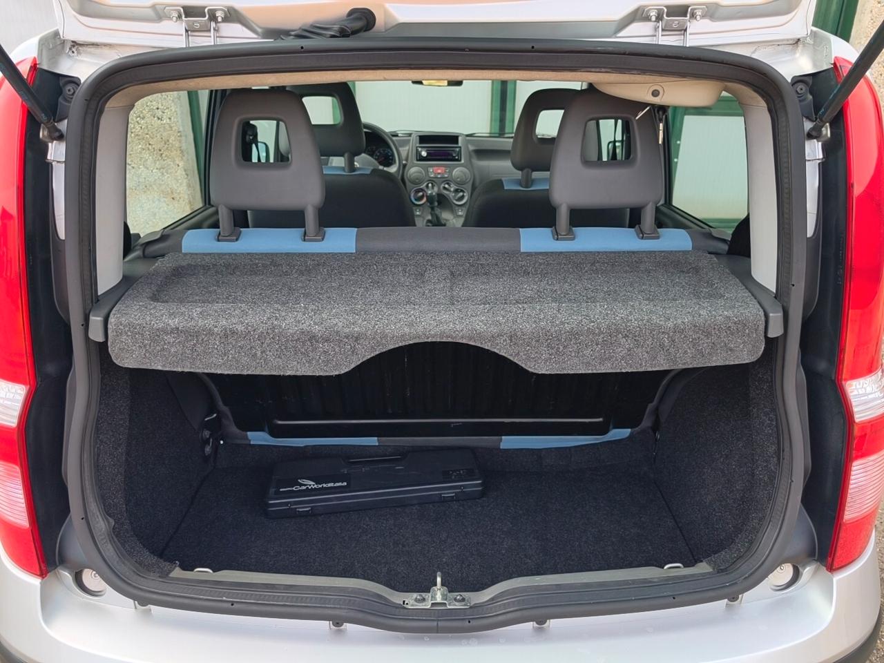 Fiat Panda 1.2 BENZINA NEOPATENTATI POCHI KM PRONTA CONSEGNA