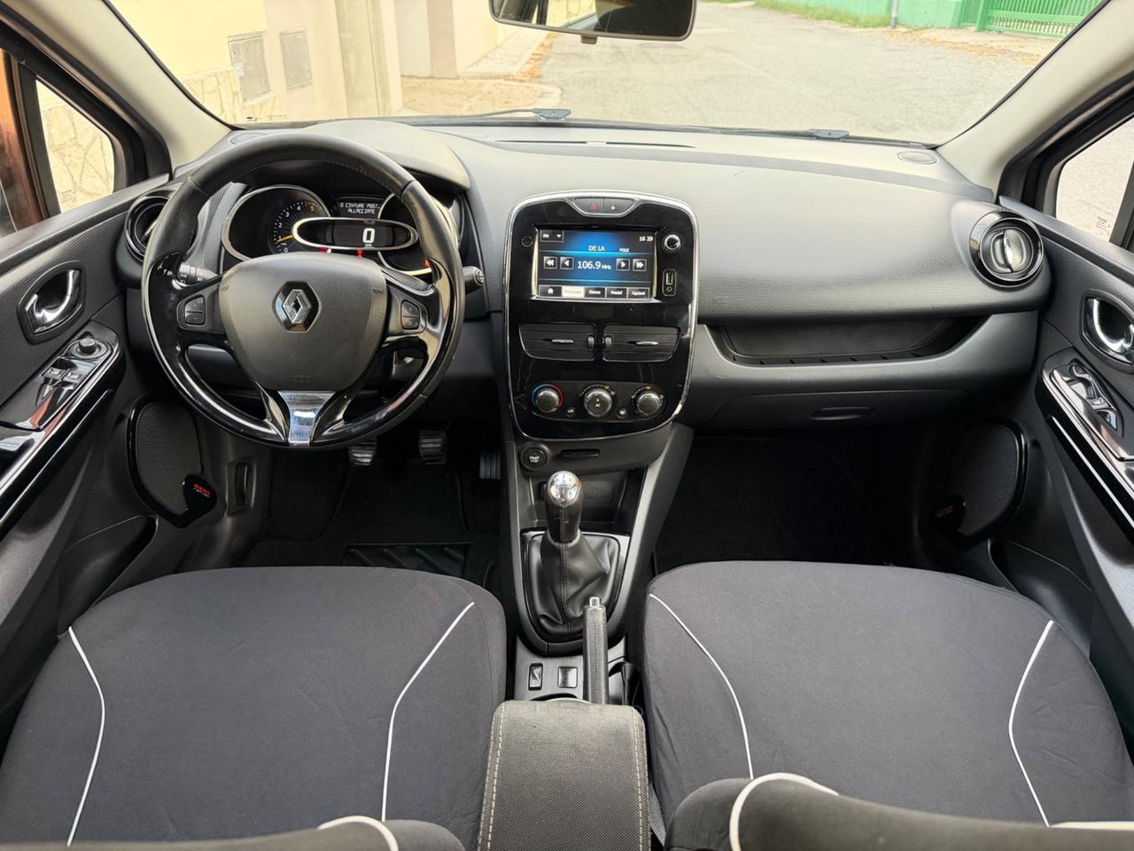 Renault Clio 1.5 dCi 8V 75CV Start&Stop 5 porte Duel